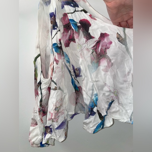 Floral Shore Tank Top - small - Picture 5 of 7